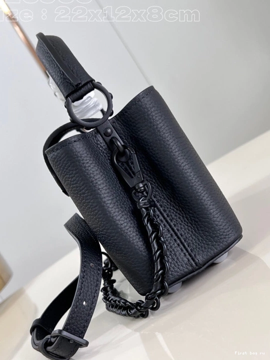 First bag ru MINI-22*12*8CM LOUIS CAPUCINES VUITTON 0710
